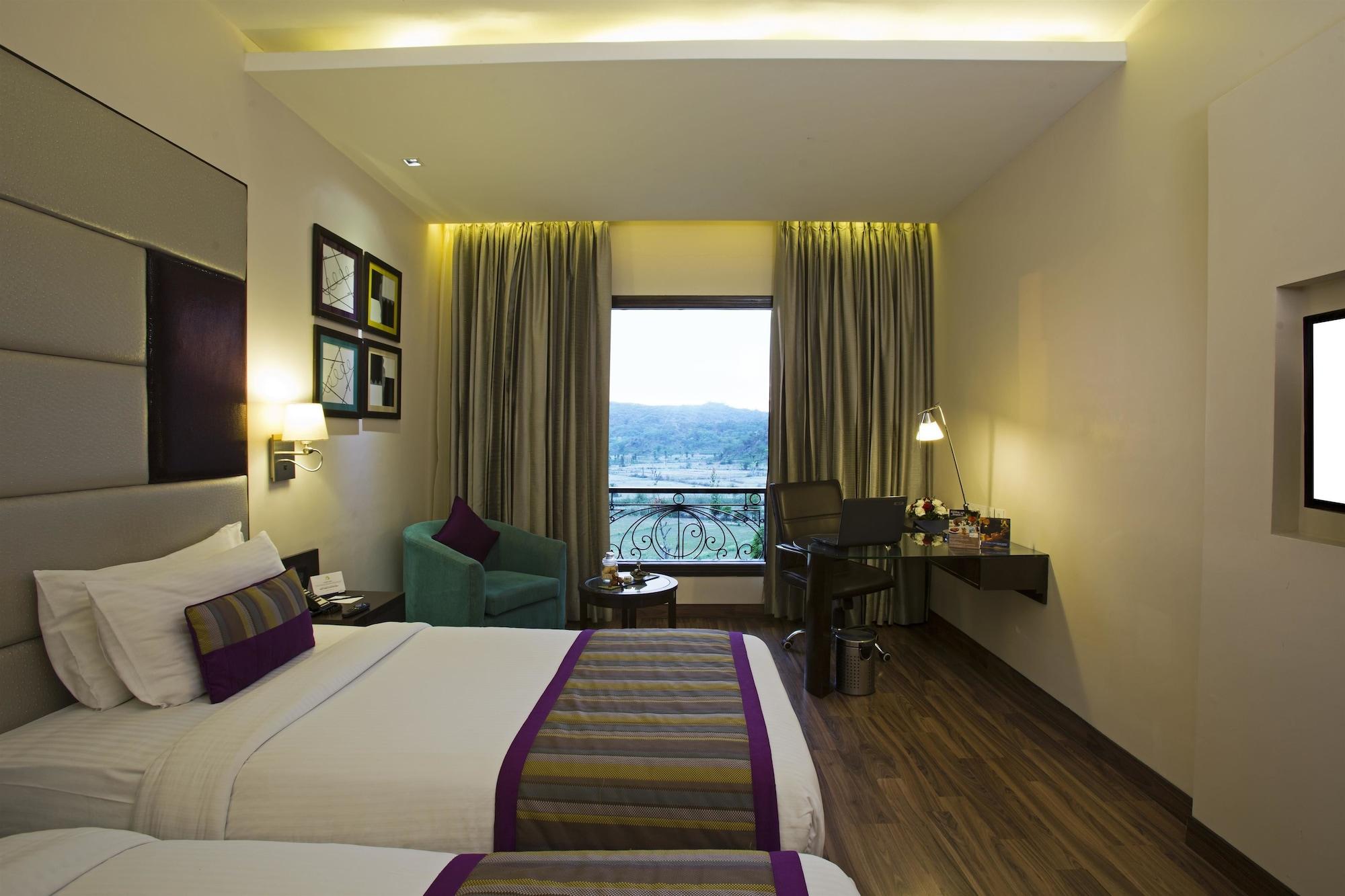 Golden Tulip Chandigarh, Panchkula Zewnętrze zdjęcie