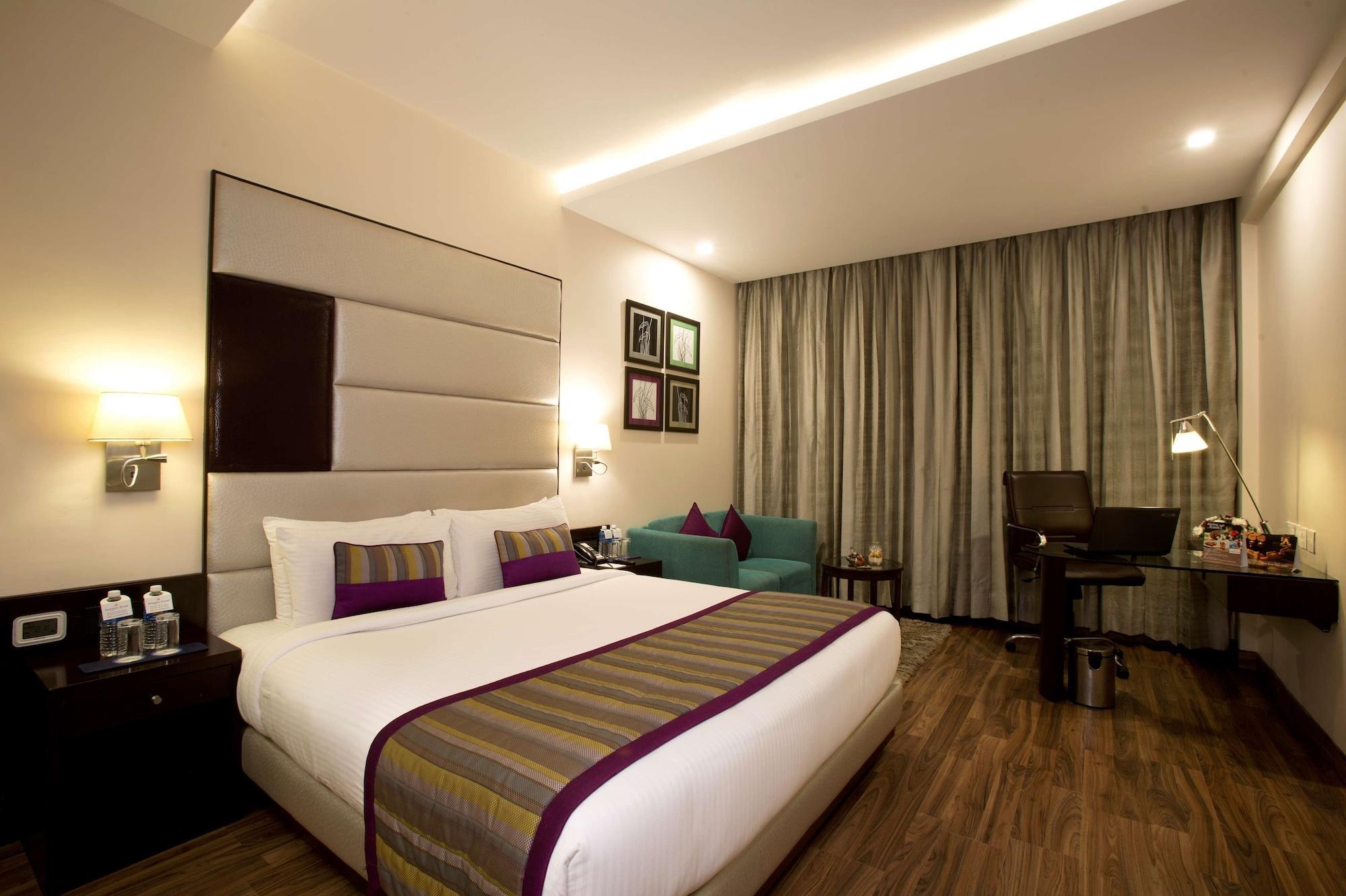 Golden Tulip Chandigarh, Panchkula Zewnętrze zdjęcie